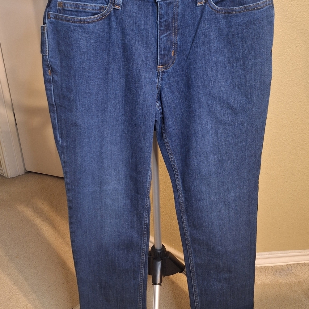 NWT Carhartt Relaxed Fit Women's Blue Denim Pants. Size 8